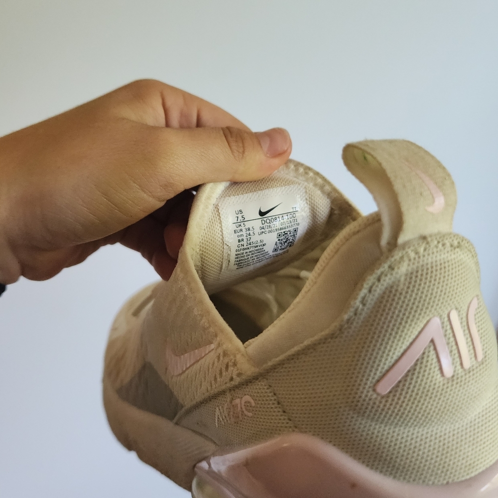 Nike Air Max 270 - Picture 5 of 6